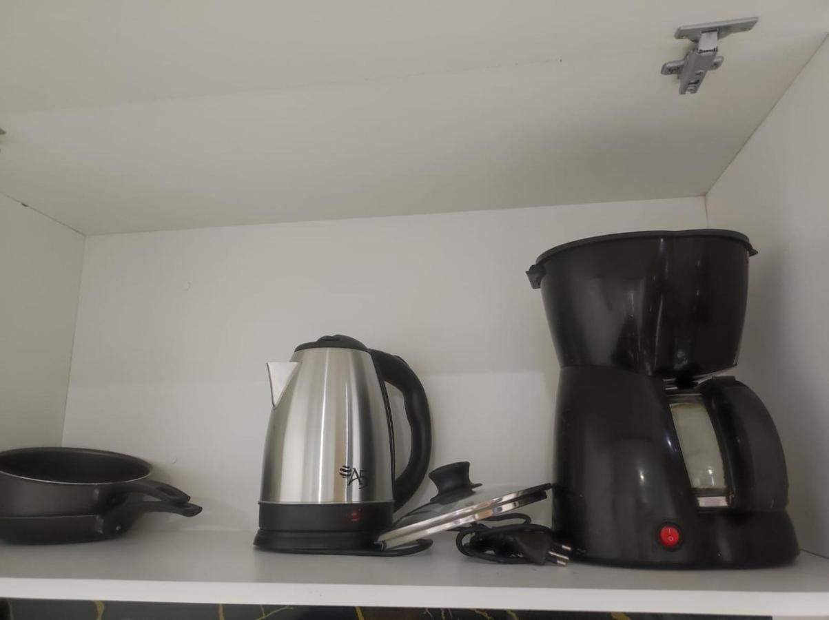 Apartment Gold